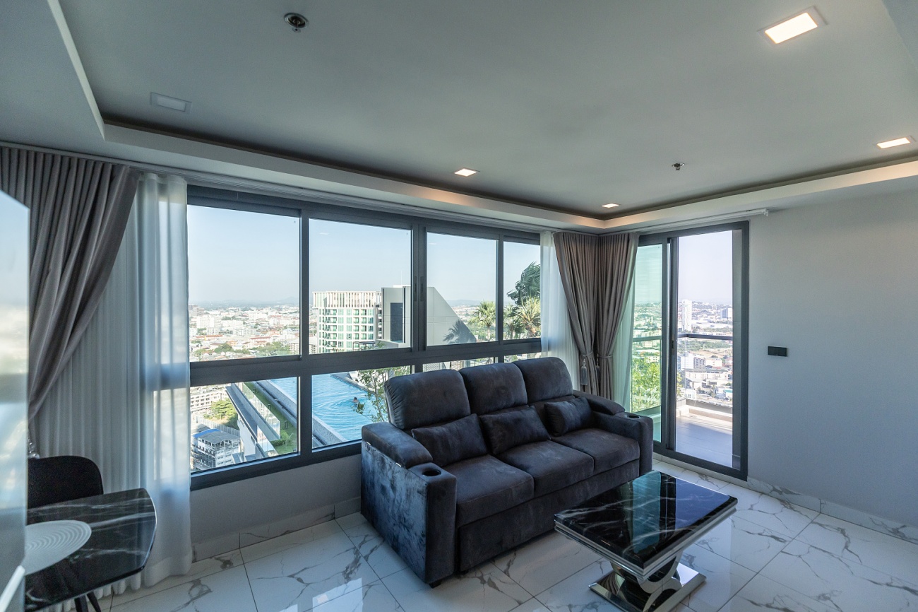 1 Bedroom Condo - ฿ 35,000 per month