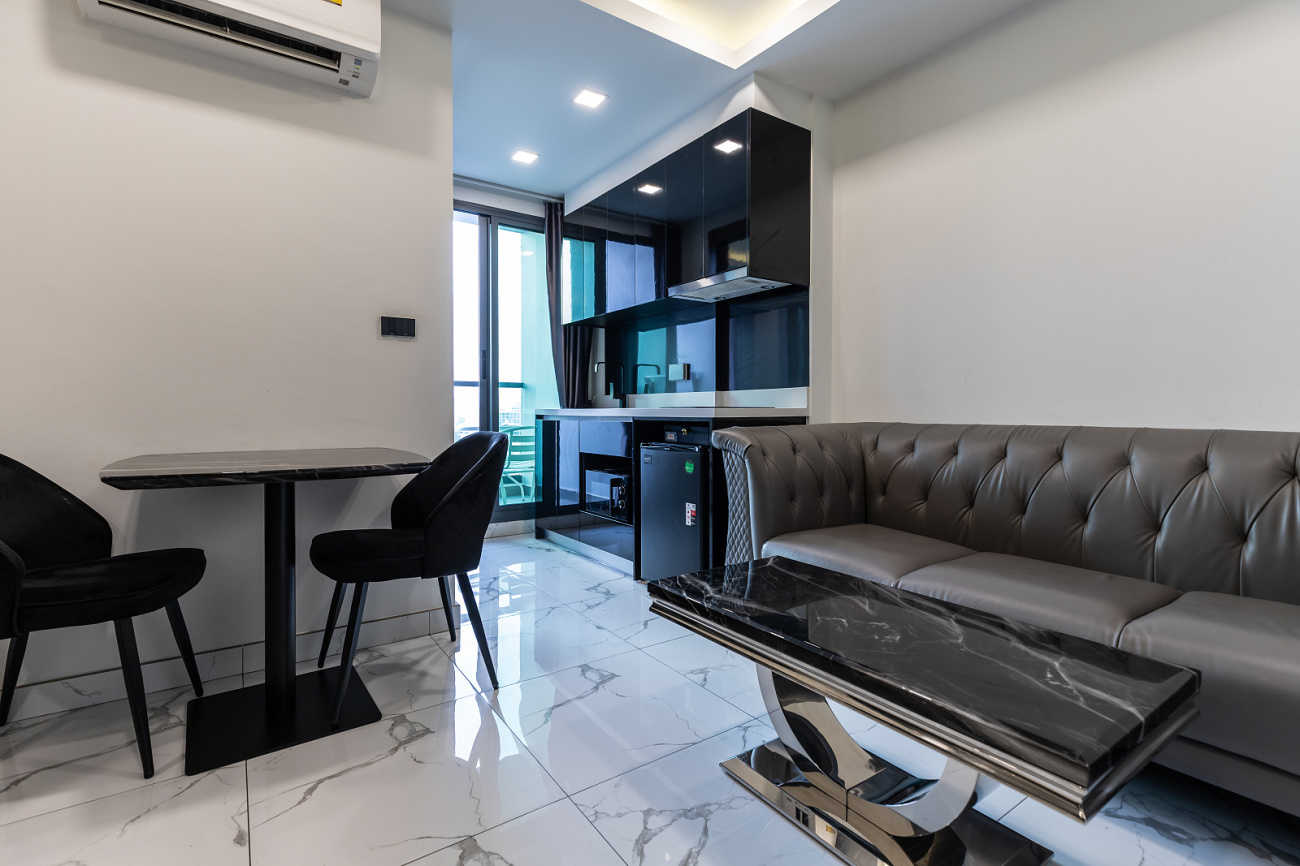 1 Bedroom Condo - ฿ 15,000 per month