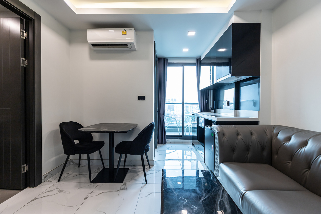 1 Bedroom Condo - ฿ 2,890,000