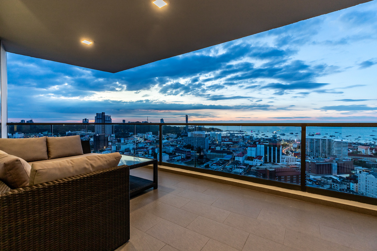 2 Bedroom Condo - ฿ 55,000 per month