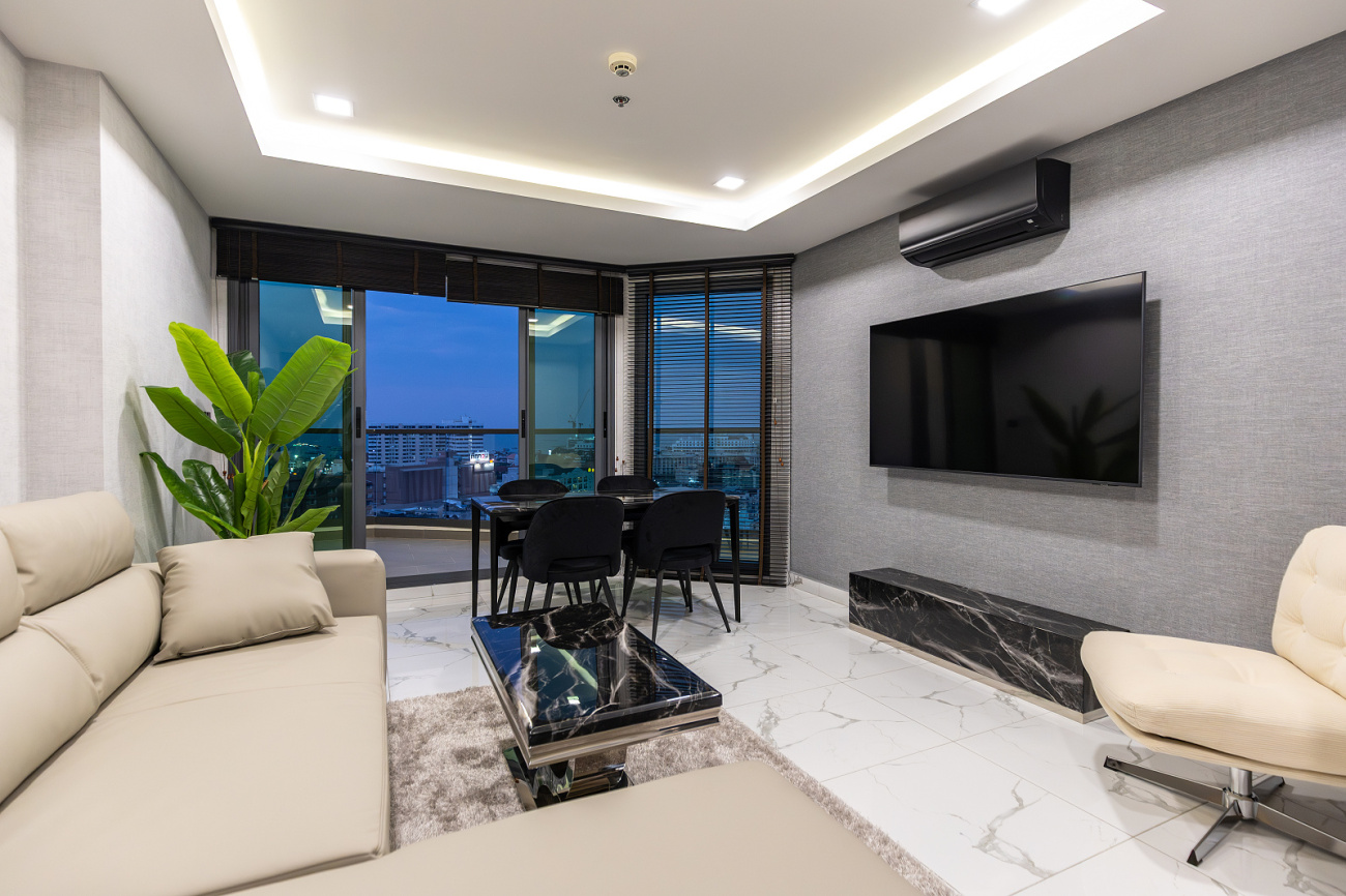 2 Bedroom Condo - ฿ 45,000 per month