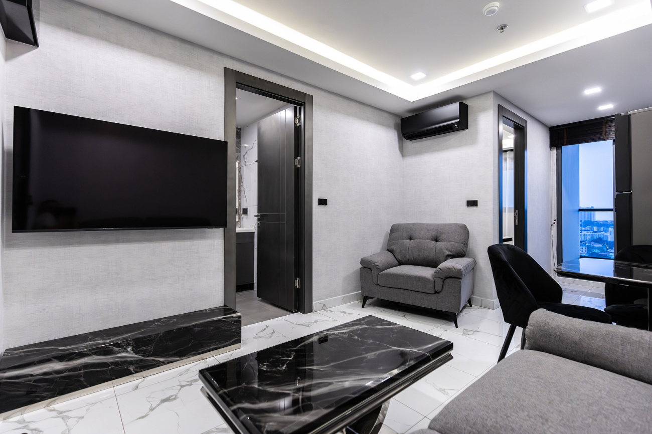 1 Bedroom Condo - ฿ 5,900,000