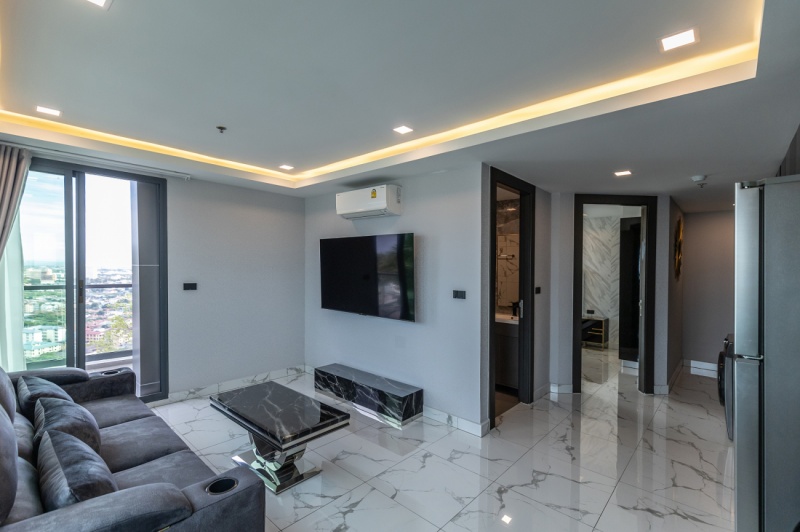 1 Bedroom Condo - ฿ 35.000 p/m