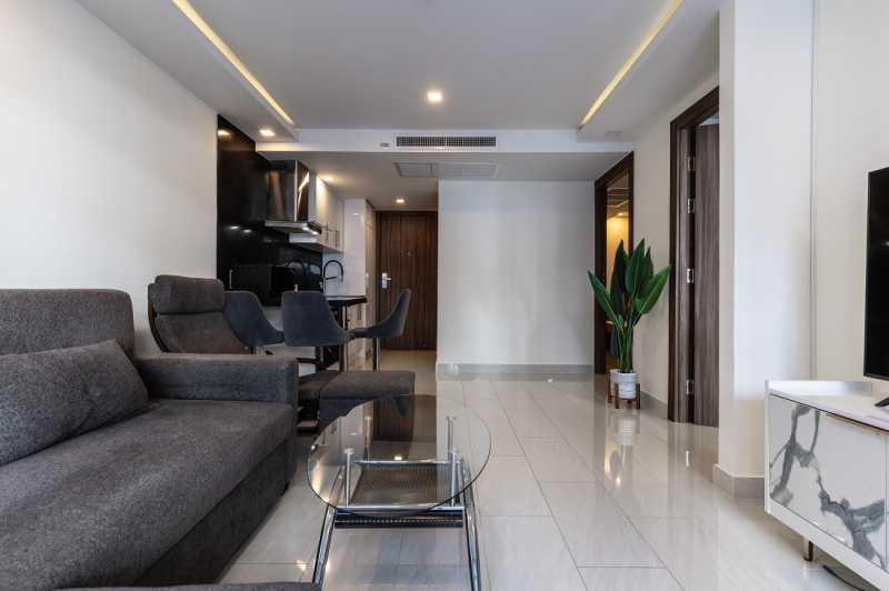 2 Bedroom Condo - ฿ 30,000 p/m