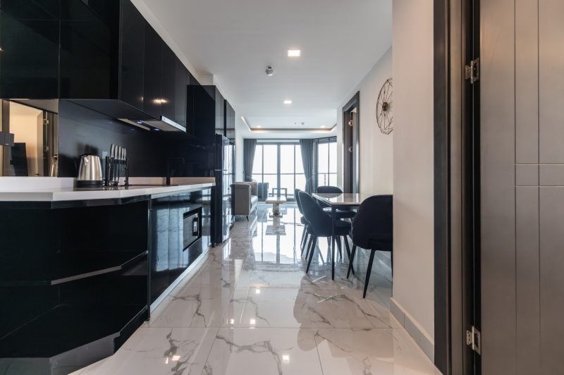 2 Bedroom Condo - ฿ 50.000 p/m