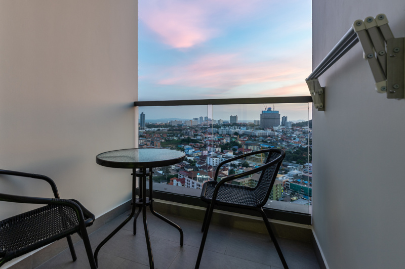 2 Bedroom Condo - ฿ 30.000 p/m
