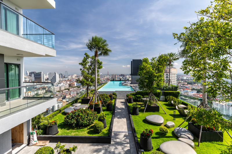 2 Bedroom Condo - ฿ 30.000 p/m