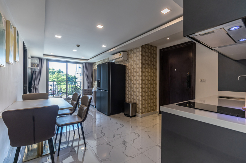 2 Bedroom Condo - ฿ 30.000 p/m