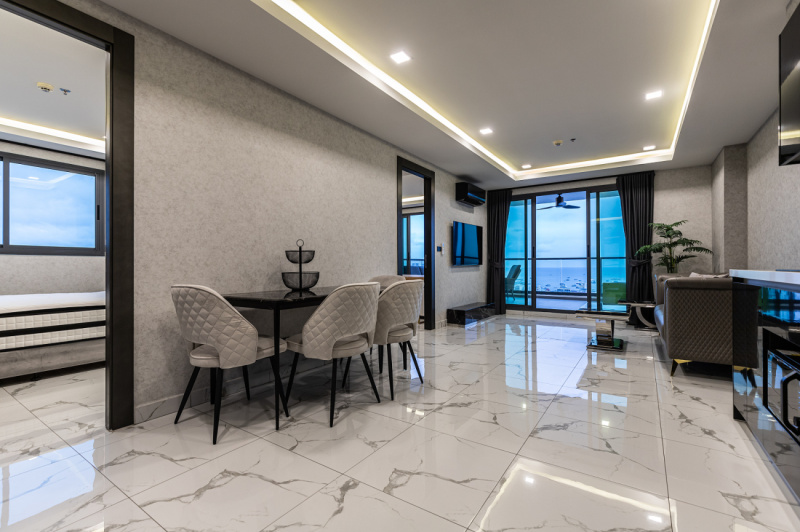 2 Bedroom Condo - ฿ 50.000 p/m