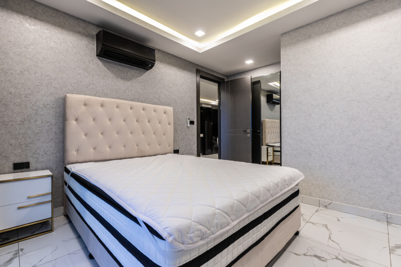 2 Bedroom Condo - ฿ 50.000 p/m