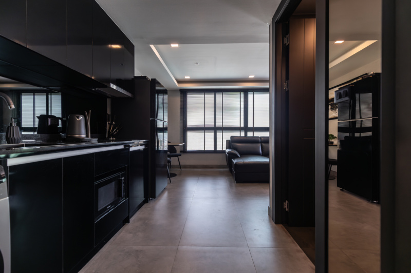 Luxury 1 Bedroom Condo - ฿ 9.600,000 