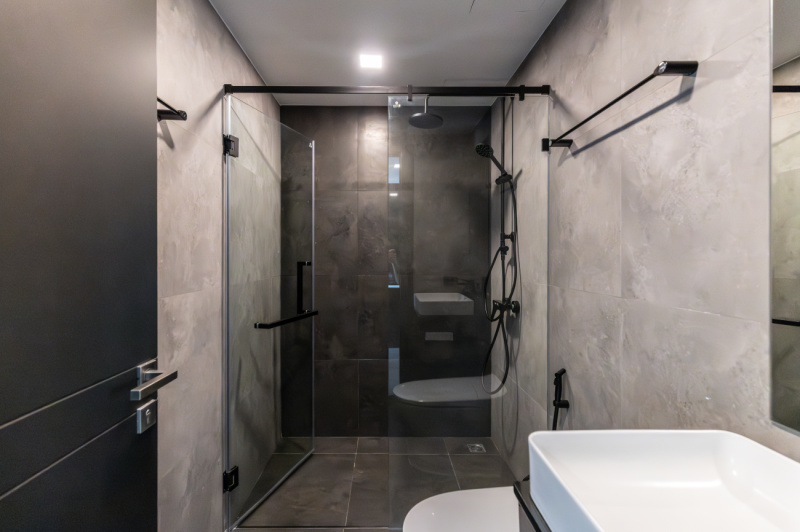 Luxury 1 Bedroom Condo - ฿ 9.600,000 