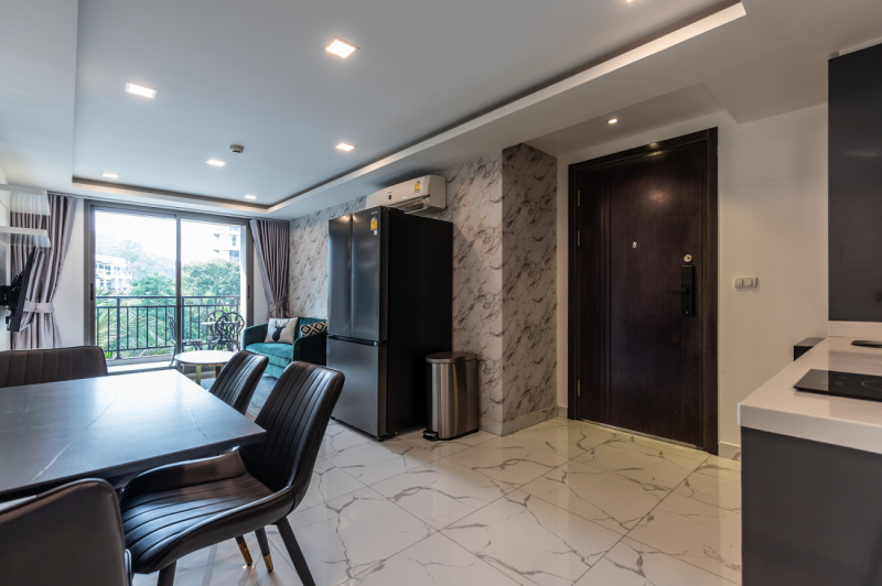2 Bedroom Condo - ฿ 30.000 p/m
