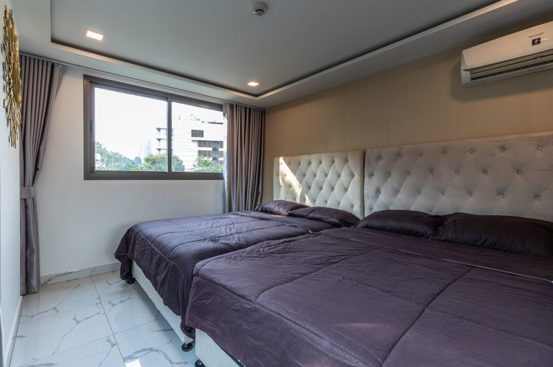 2 Bedroom Condo - ฿ 30.000 p/m