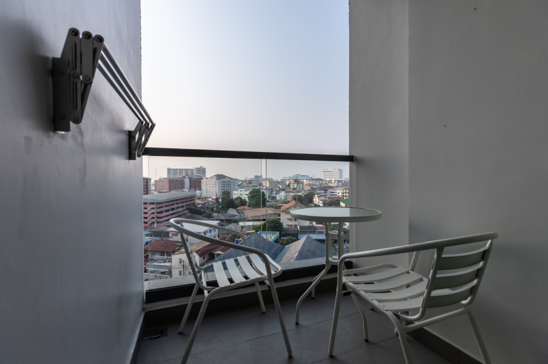 1 Bedroom Condo - ฿ 15,000 p/m