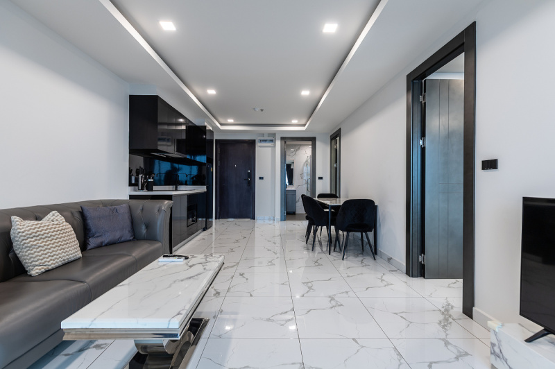 2 Bedroom Condo - ฿ 45.000 p/m
