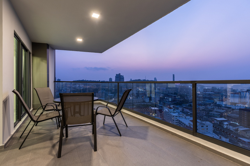 2 Bedroom Condo - ฿ 45.000 p/m