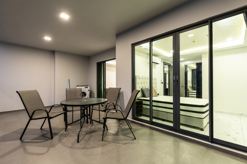2 Bedroom Condo - ฿ 45.000 p/m