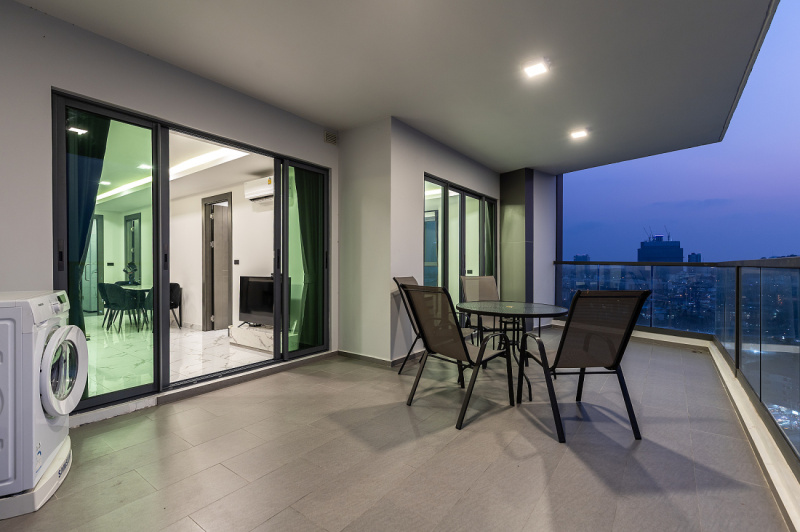 2 Bedroom Condo - ฿ 45.000 p/m
