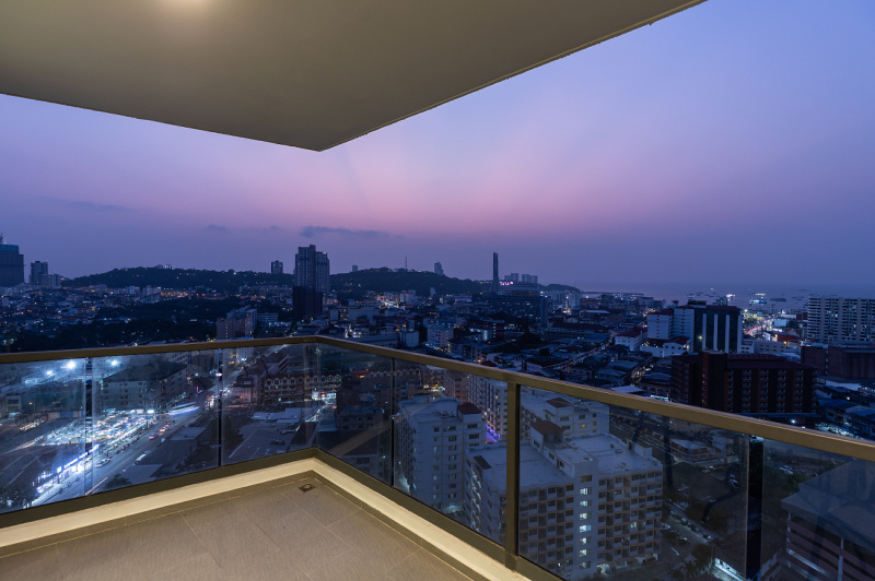 2 Bedroom Condo - ฿ 45.000 p/m
