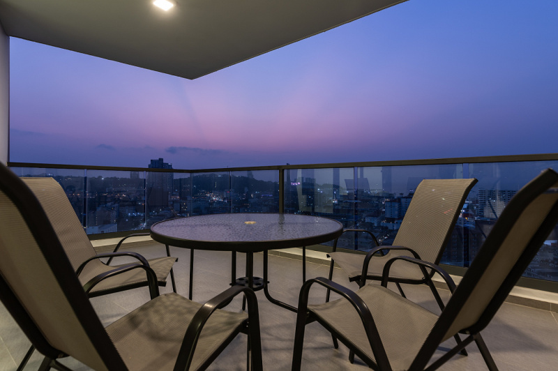 2 Bedroom Condo - ฿ 45.000 p/m