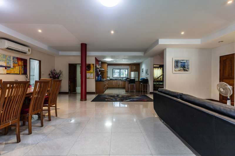 5 Bedroom Pool Villa - ฿ 15,800,000