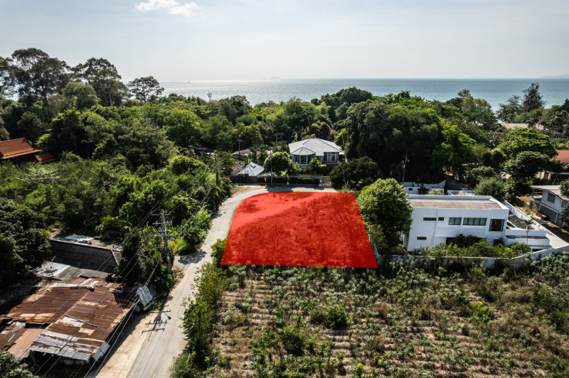 Exclusive land by the sea for sale - ฿ 19,800,000