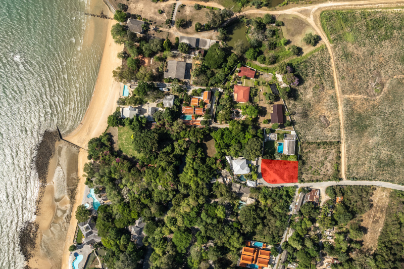 Exclusive land by the sea for sale - ฿ 19,800,000