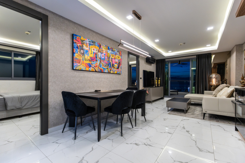 Exclusive 2 Bedroom Condo - ฿ 15.900.000
