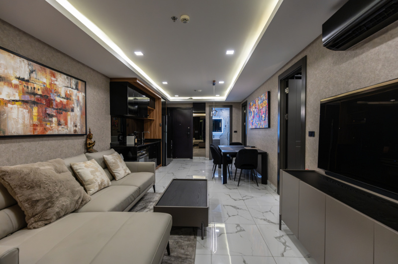 Exclusive 2 Bedroom Condo - ฿ 15.900.000