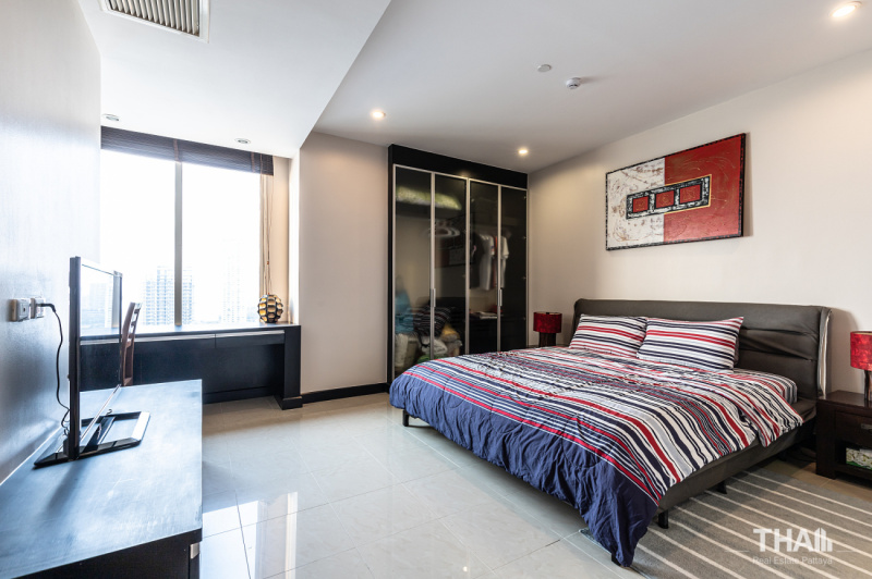 Exclusive 2 Bedroom Condo - ฿ 13,500,000
