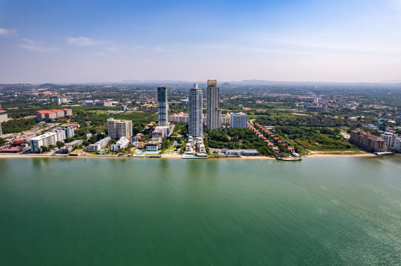 Exclusive 2 Bedroom Condo - ฿ 13,500,000