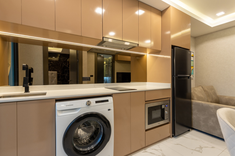 1 Bedroom Condo - ฿ 25,000 p/m