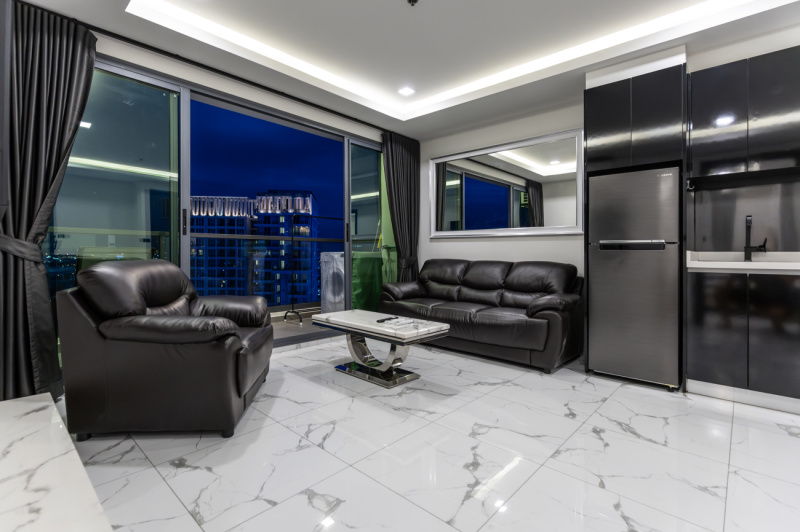 2 Bedroom Condo - ฿ 40.000 p/m