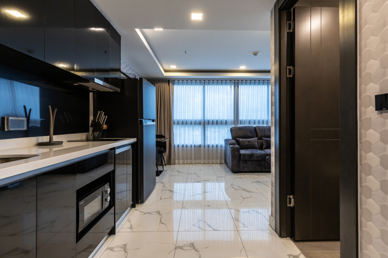 1 Bedroom Condo - ฿ 30.000 p/m
