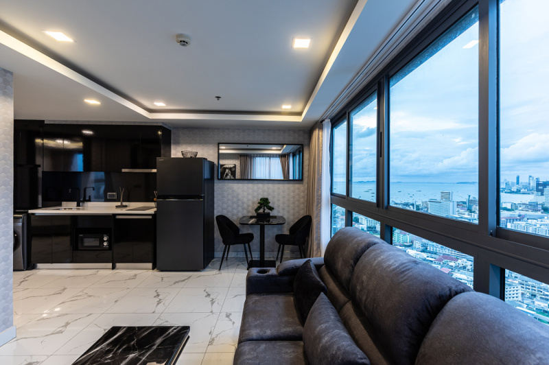1 Bedroom Condo - ฿ 30.000 p/m