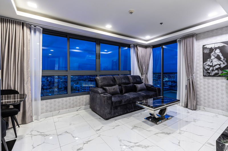 1 Bedroom Condo - ฿ 30.000 p/m