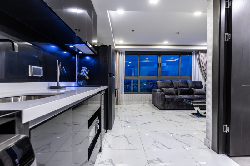 1 Bedroom Condo - ฿ 30.000 p/m