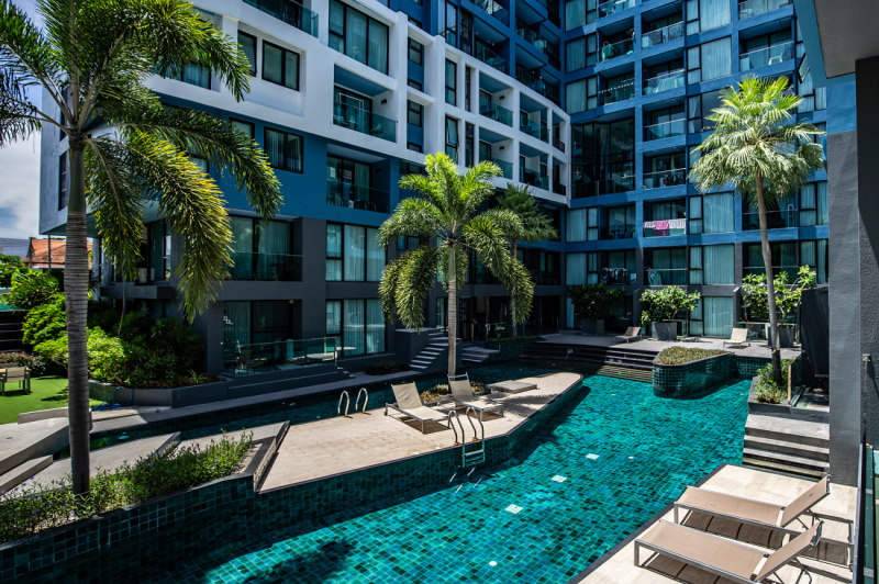 Spacious Studio with Pool Access - ฿ 2.500.000
