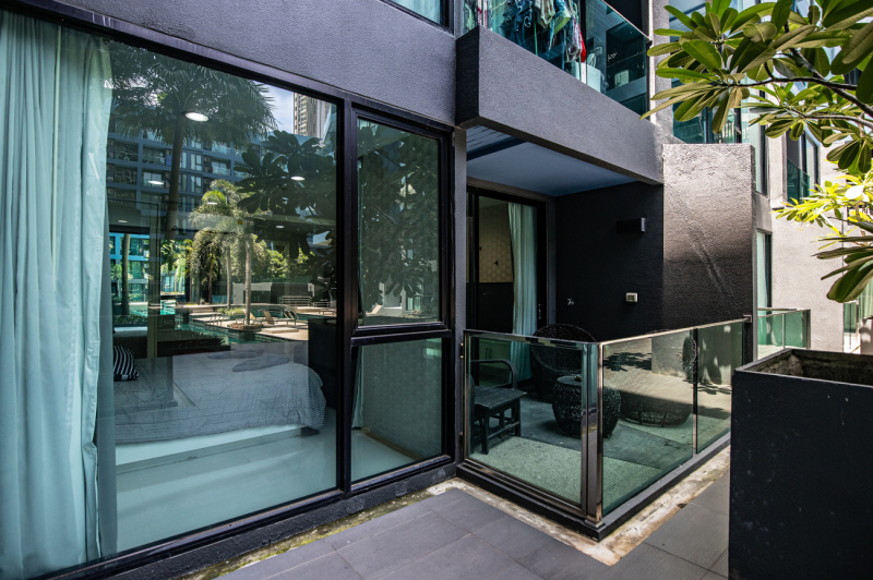 Spacious Studio with Pool Access - ฿ 2.500.000