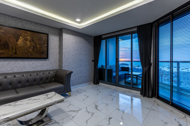 2 Bedroom Condo - ฿ 50.000 p/m