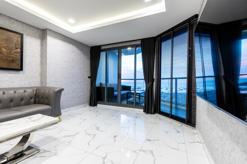 2 Bedroom Condo - ฿ 50.000 p/m