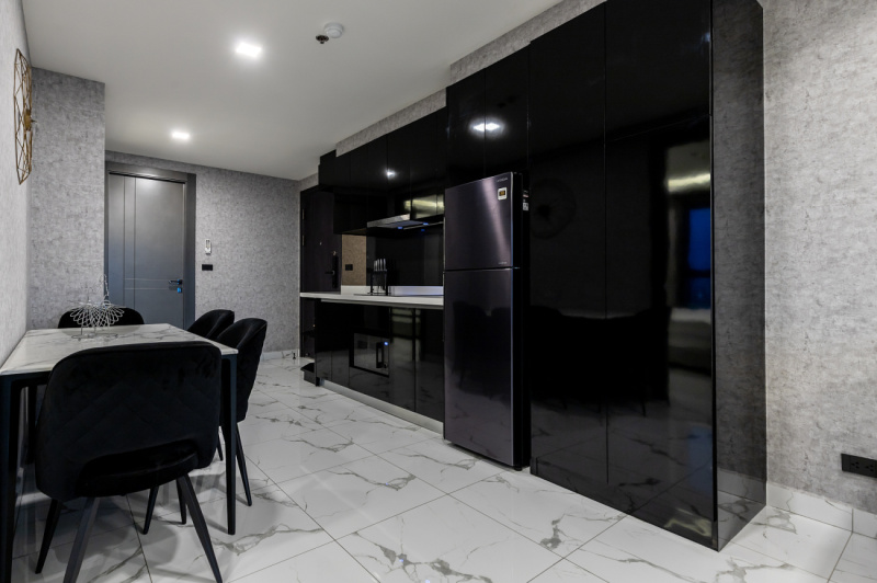 2 Bedroom Condo - ฿ 50.000 p/m