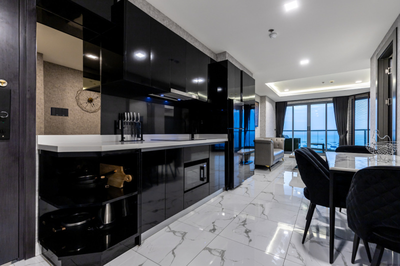 2 Bedroom Condo - ฿ 50.000 p/m