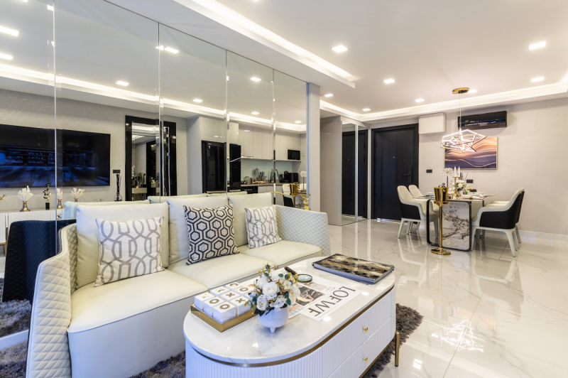 2 Bedroom Condo - ฿ 14,300,000