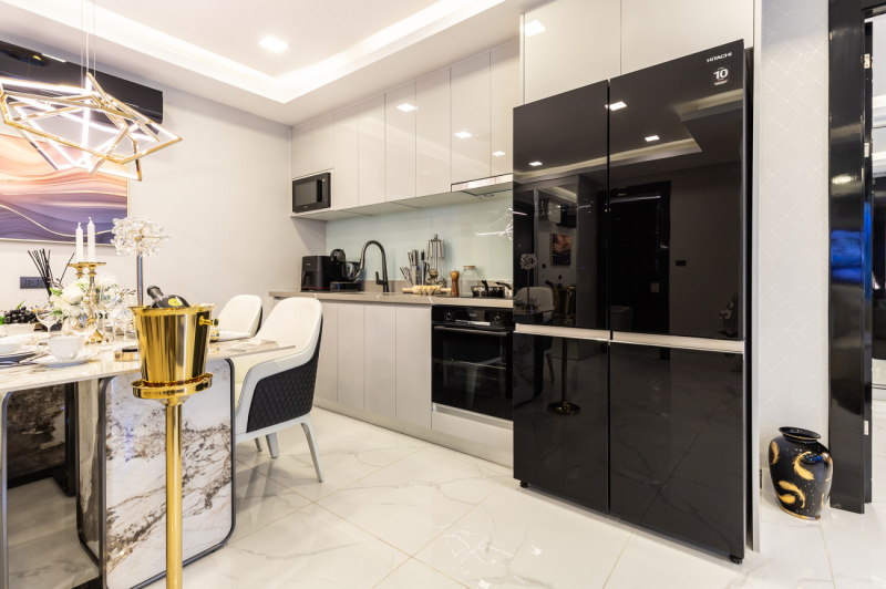 2 Bedroom Condo - ฿ 14,300,000