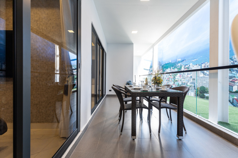 2 Bedroom Condo - ฿ 14,300,000