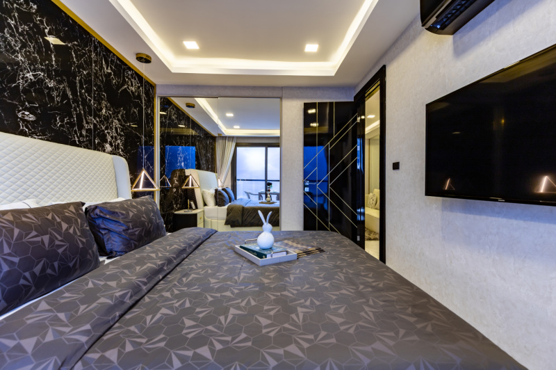 1 Bedroom Condo - ฿ 5,550,000