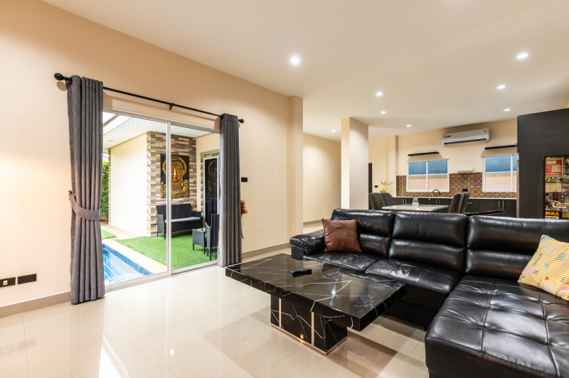 Beautiful Pool House - ฿ 4,990,000