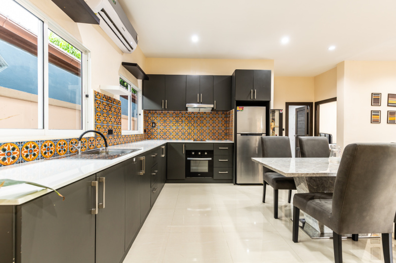 Beautiful Pool House - ฿ 4,990,000